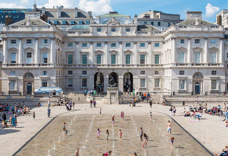 Фото: facebook.com/somersethouse