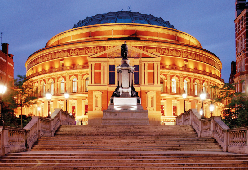 Фото: www.facebook.com/theproms/