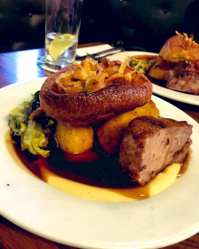Фото: https://twitter.com/Banktavern
